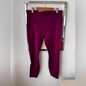 Athleta Ultimate Stash 7/8 Tight II